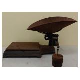 American Cutlery country store scale