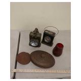 2 battery lanterns,more