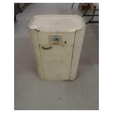 Metal storage cabinet