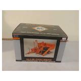 1/16 Allis-Chalmers, Model 60 All-Crop Harvester