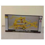 1/16 Minneapolis Moline, Model 1210 Shellmaster