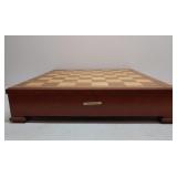 DU chessboard and pieces complete