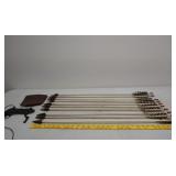 10 cedar wood arrows and arm guards