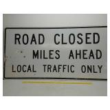 SSA.reflective Road Closed street sign