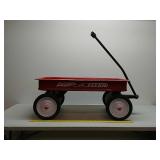 Radio Flyer red wagon