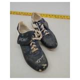 Paul Molitor#4,autographed cleats