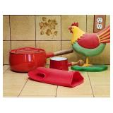 Dansk Red Enamel Saucepot Carved Chicken Oven Mitt