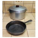 MAGNALITE 5 QT Dutch Oven & #5 Cast Iron Skillet