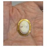Antique 10K Gold Shell Cameo Brooch