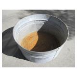 Vintage Galvanized Steel Washtub 22" Rust Inside