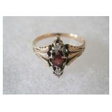 Vintage Ladies 10k Gold Garnet Diamond Ring 61/4