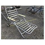 (2) ALUMINUM PATIO LOUNGE CHAIRS