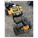 DEWALT 3400 PSI PRESSURE WASHER W/ ELECTRIC START