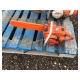 Dayton 17" Chainsaw 
Runs