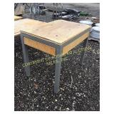 30" X 24" TABLE