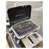 CUISINART PROPANE GRILL (WORKS)