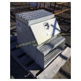 ALUMINUM DIAMOND PLATE