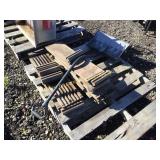 LAWN EDGING & SNOW SHOVEL