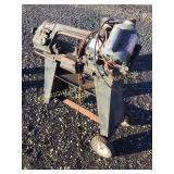 Rong Fu Model RF-115 4 1/2" Band Saw 
Condition
