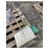 2 Snow Shovels