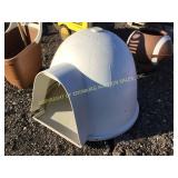 IGLOO DOG HOUSE