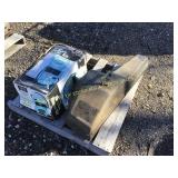 ABRASIVE BLASTER IN BOX  & CHAINSAW CASE