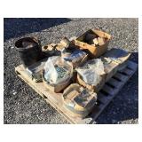 Pallet of Misc 1/4" Bolts & Washers