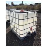 275 gallon Poly Caged Tote