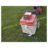 ADVANCE FLOOR SCRUBBER