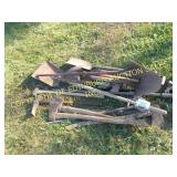 LOT OF GARDEN TOOLS