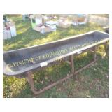 LIVESTOCK FEED TUB ON STAND