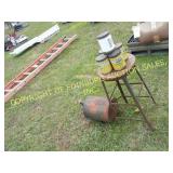 VINTAGE STOOL AND VINTAGE OIL CANS