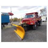 2001 INTERNATIONAL 4900 W/ 9