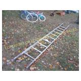 ALUMINUM LADDER
