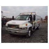 2005 GMC C5500 W/ ROAD TIRE REPAIR BODY