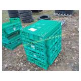LOT OF PLASTIC CRATES