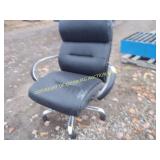 LEATHER OFFICE CHAIR