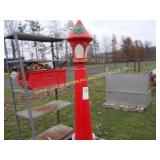 HOLIDAY STREET LAMP & HAND FUEL PUMP