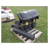 JOHN  DEERE POWER FLOW LEAF BAGGER UNIT