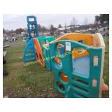 KIDS STEP 2 PLAY SET