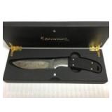 2 Browning model 052 fixed blade knifes in hard case with artwork