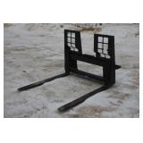SKID STEER MOUNT 48" WALK THRU PALLET FORKS