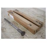 (2) HY CAPACITY CASE COMBINE & IH TRACTORS SCREW
