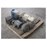 PALLET LOT OF ELECTRIC MOTORS AND GEAR REDUCTION