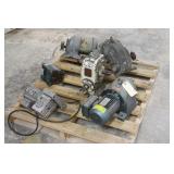 PALLET LOT OF ELECTRIC MOTORS AND GEAR REDUCTION