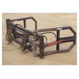 SKID STEER MOUNT HYDRAULIC SWING ARM BALE SQUEEZER