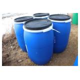 (4) 30 GALLON POLY BARRELS WITH REMOVABLE LIDS