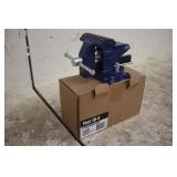 YOST LV-4 HOMEOWNERS 4" BENCH VISE (UNUSED)