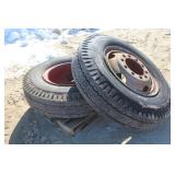 (2) WARDS RIVERSIDE 10.00-22 TRUCK TIRES ON SPLIT