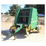 JOHN DEERE 330 ROUND BALER WITH GATHERING WHEELS